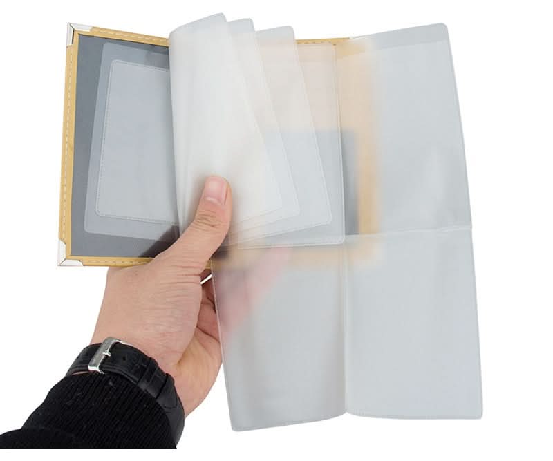 Étui à passeport + document